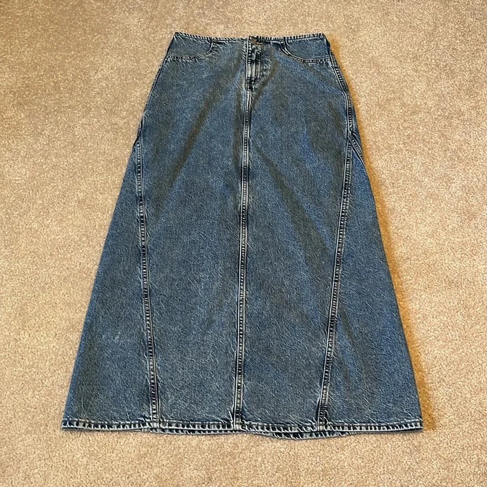 Aline Denim Skirt - Picture 2 of 5